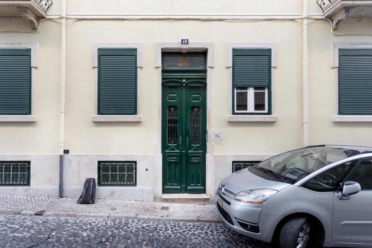 Joivy Marvelous 3-Bed Home With Astonishing View And Terrace, Nearby St George Castle Lisboa Extérieur photo