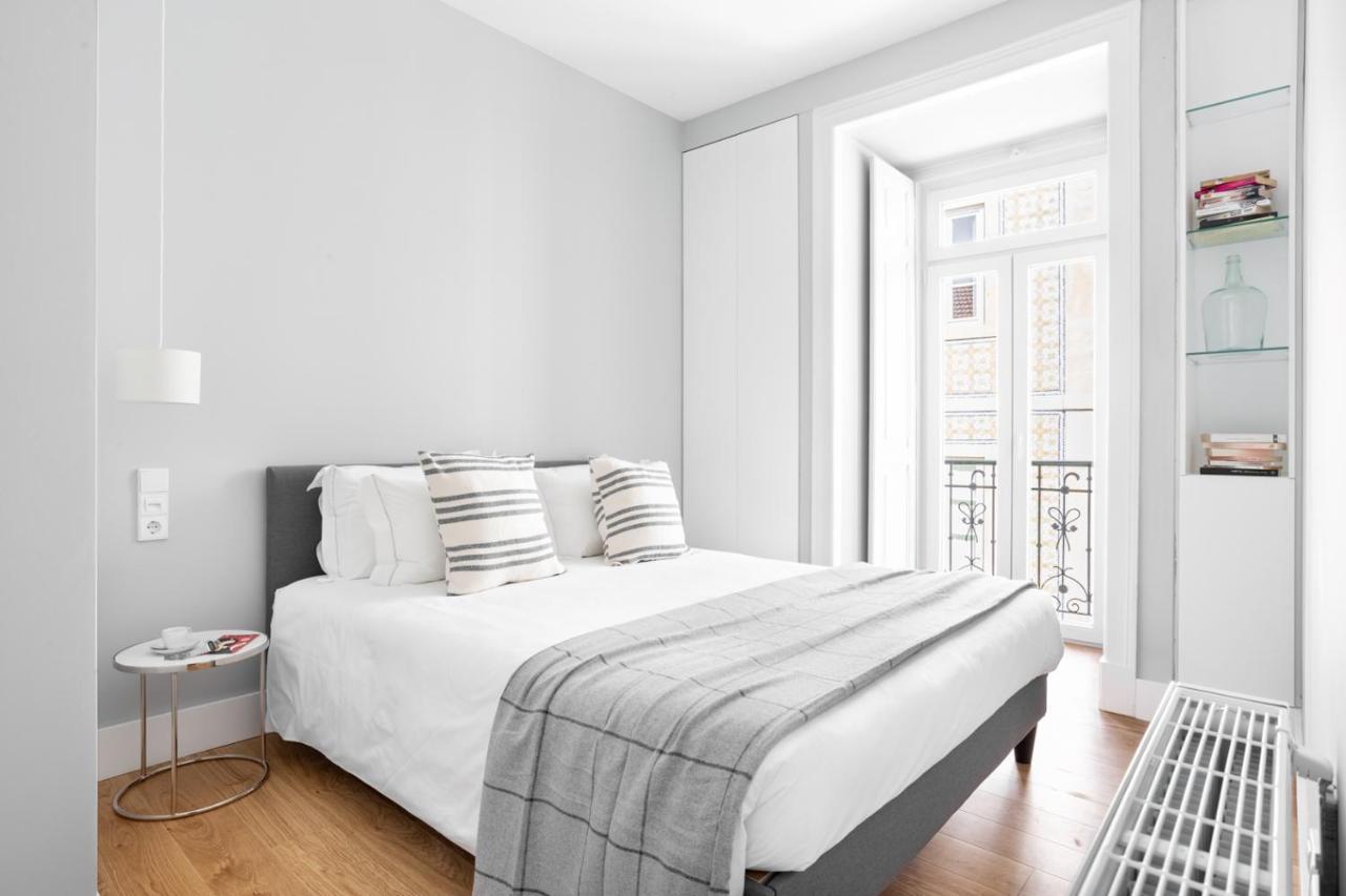 Joivy Marvelous 3-Bed Home With Astonishing View And Terrace, Nearby St George Castle Lisboa Extérieur photo
